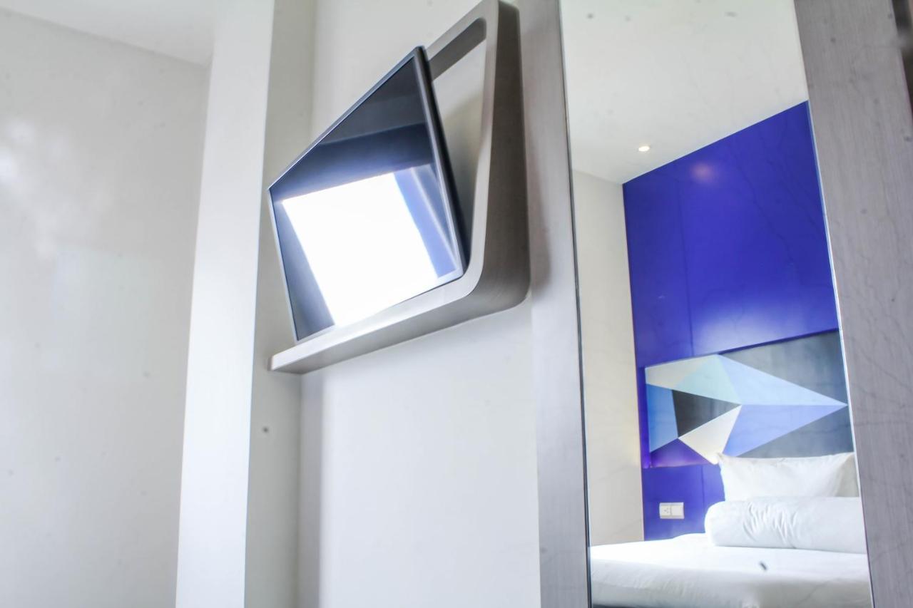 Md 7 Hotel Cirebon Eksteriør bilde